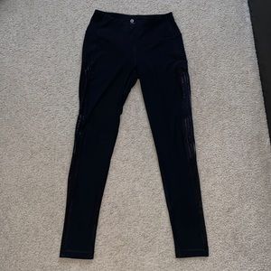 Black with mesh side 90° by reflex leggings